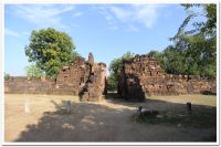 กำแพงเมือง/ประตูเมือง
